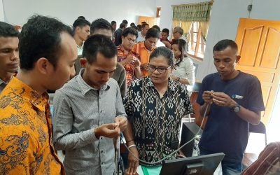 Peer Teaching Menguatkan Kompetensi Peserta Bimtek Proktor UNBK